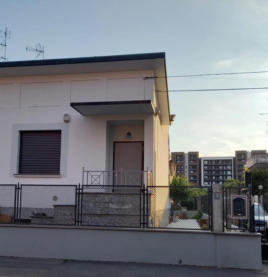 Villino Liber Hotel Milano Exterior foto