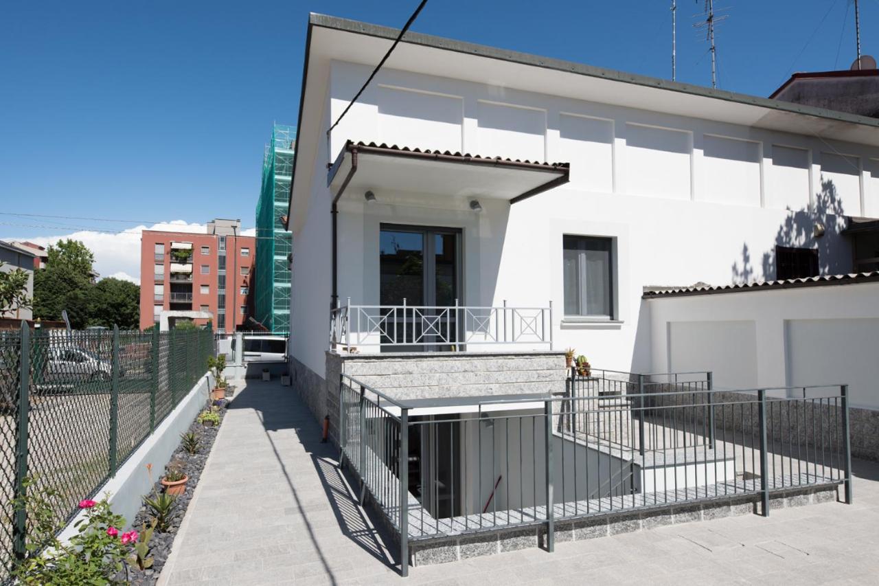 Villino Liber Hotel Milano Exterior foto